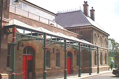 Crystal Palace station